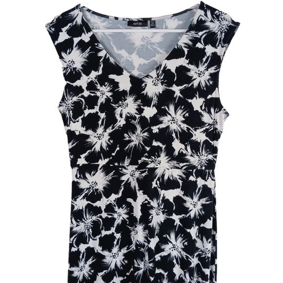 Apt 9 Womens Long Maxi Floral Dress Sleeveless Black White Size PM Petite Summer - Picture 3 of 9